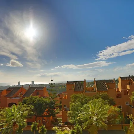 R25 Modern Bright 2 Bedroom Apartment Marbella